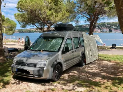 Gebraucht Ford Tourneo 95 PS (69 kW) 2006 Silber Van / Kleinbus