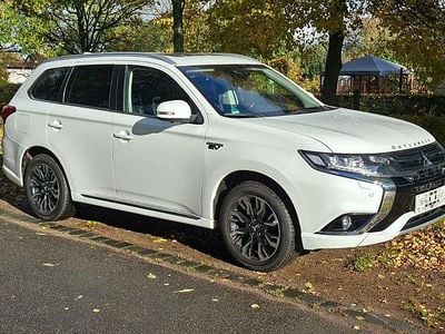 Mitsubishi Outlander P-HEV