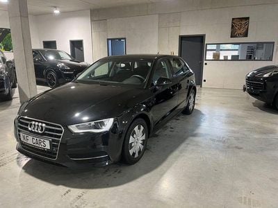 Gebraucht Audi A3 Attraction 125 PS (91 kW) 2015 Schwarz Limousine