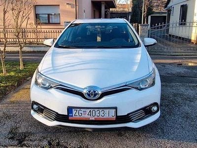Gebraucht Toyota Auris Comfort 136 PS (100 kW) 2016 Weiß Limousine