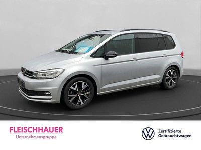 Silber Gebraucht 2023 VW Touran Highline Van / Kleinbus | 37.430 € (Teuer)