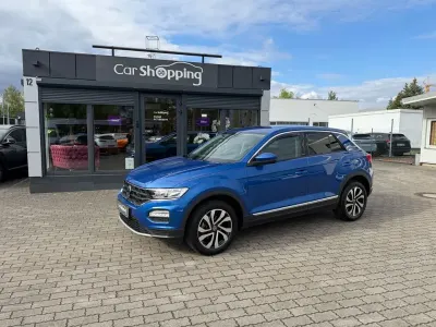 Używany VW T-Roc Active 150 KM (110 kW) 2021 Niebieski SUV