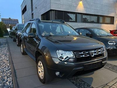 Usata Dacia Duster Lauréate 125 CV (91 kW) 2016 Grigio SUV