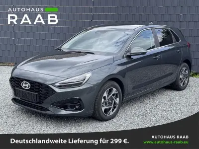 Neu Hyundai i30 116 PS (85 kW) 2026 Cypress green Limousine