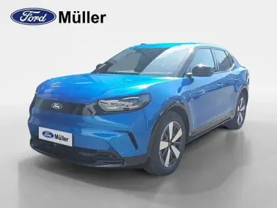 Neu Ford Capri 88 kW (121 PS) 2026 Blau SUV