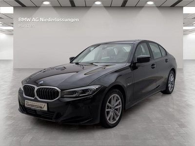Gebraucht BMW 320e Shadowline 163 PS (119 kW) 2023 Schwarz Limousine