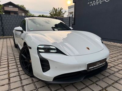 Porsche Taycan GTS