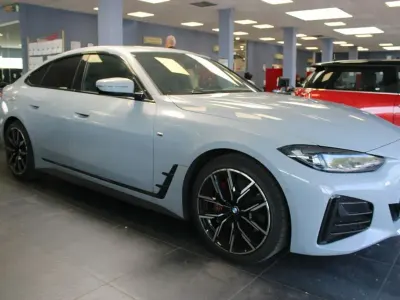 Gebraucht BMW 430 Gran Coupé M Sport 245 PS (180 kW) 2023 M brooklyn grau metallic Coupé