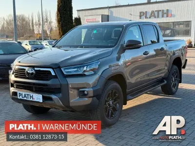 Neu Toyota HiLux 204 PS (150 kW) 2025 Gold Pickup