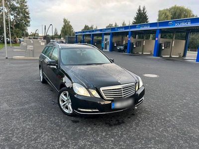 Mercedes E200