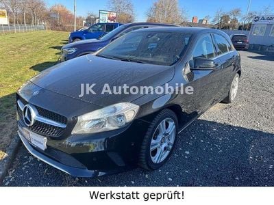 Usata Mercedes A180 109 CV (80 kW) 2017 Nero Berlina
