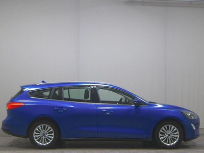 Gebraucht Ford Focus Titanium 125 PS (91 kW) 2021 Blau Kombi