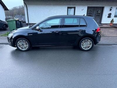 Gebraucht VW Golf VII Cup 105 PS (77 kW) 2014 Schwarz Limousine