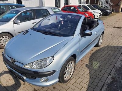 Gebraucht Peugeot 206 CC 136 PS (100 kW) 2001 Silber Cabrio