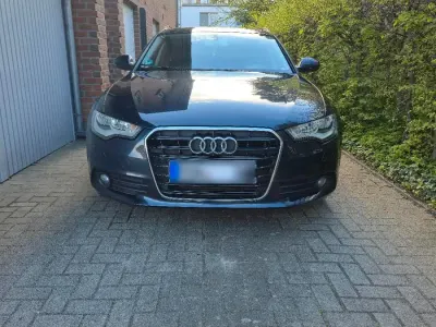 Gebraucht Audi A6 204 PS (150 kW) 2012 Blau Kombi