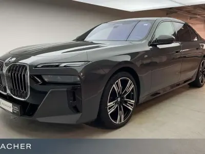 Brugt BMW 740 Comfort Edition 299 HK (219 kW) 2025 Grå Sedan
