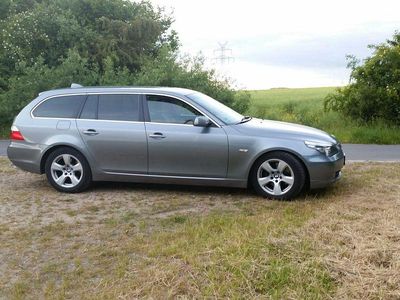 Gebraucht BMW 530 Sport Line 235 PS (172 kW) 2007 Grau Kombi