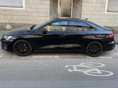 Używany Audi A3 Comfort 110 KM (80 kW) 2021 Czarny Sedan/Limuzyna