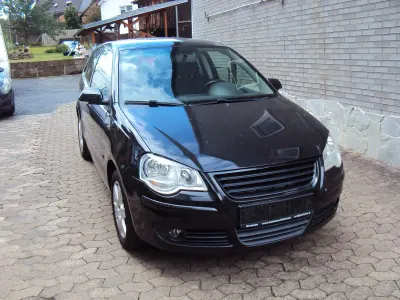 Gebraucht VW Polo 79 PS (58 kW) 2009 Schwarz Kleinwagen