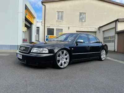 Gebraucht Audi S8 179 PS (131 kW) 2001 Schwarz Limousine