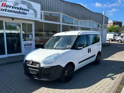 Gebraucht Fiat Doblò 90 PS (66 kW) 2013 Weiß Van / Kleinbus