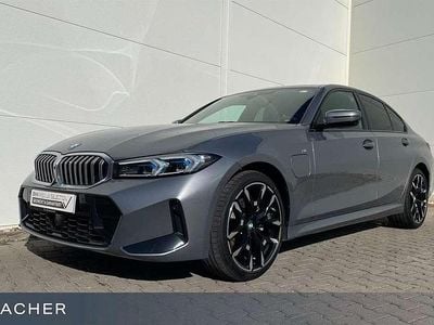 Usata BMW 330e M Sport 292 CV (214 kW) 2025 Grigio Berlina