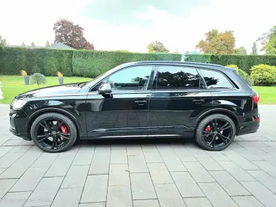Gebraucht Audi SQ7 Competition 507 PS (372 kW) 2024 Schwarz SUV