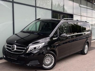 Mercedes V220