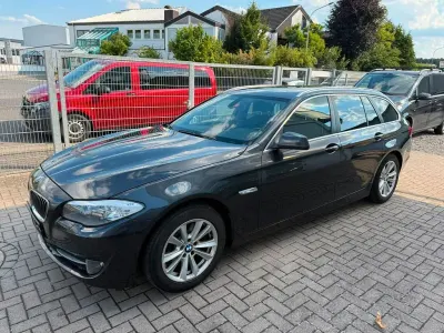 Gebraucht BMW 520 184 PS (135 kW) 2011 Grau Kombi