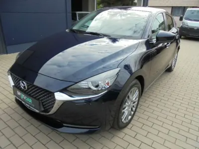 Usado Mazda 2 Kizoku 90 HP (66 kW) 2020 Azul Sedan
