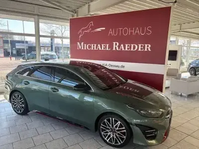 Second-hand Kia ProCeed GT GT 204 CP (150 kW) 2023 Verde Hatchback