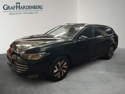Gebraucht VW Passat Business 150 PS (110 kW) 2025 Schwarz Kombi