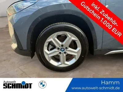 Gebraucht BMW X1 xLine 326 PS (239 kW) 2025 (grau)  bmw individual storm bay SUV