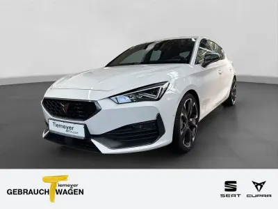 Gebraucht Cupra Leon VZ 300 PS (220 kW) 2023 Weiß Limousine