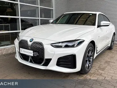 Gebraucht BMW i4 M Sport 250 kW (340 PS) 2025 Alpinweiß uni Limousine