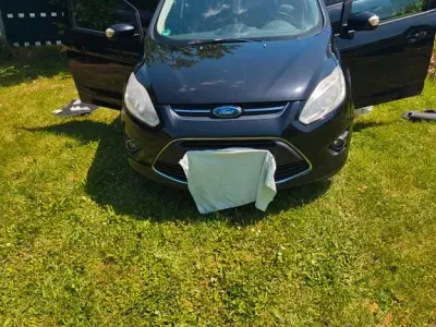 Gebraucht Ford C-MAX SYNC Edition 150 PS (110 kW) 2013 Schwarz Van / Kleinbus