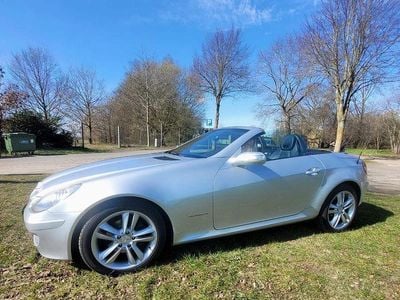 Second-hand Mercedes SLK200 163 CP (119 kW) 2005 Argintiu Cabrio