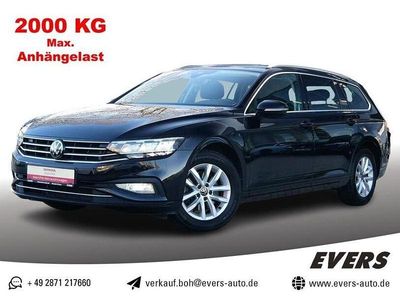 Deep black perleffekt Gebraucht 2023 VW Passat Kombi | 23.630 € (Fairer Preis)