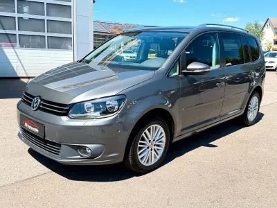 Gebraucht VW Touran Cup 140 PS (102 kW) 2014 Grau Van / Kleinbus