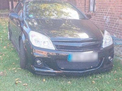 Gebraucht Opel Astra Cabriolet 200 PS (147 kW) 2007 Schwarz Cabrio