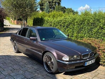 Gebraucht BMW 730 218 PS (160 kW) 1995 Violet Limousine