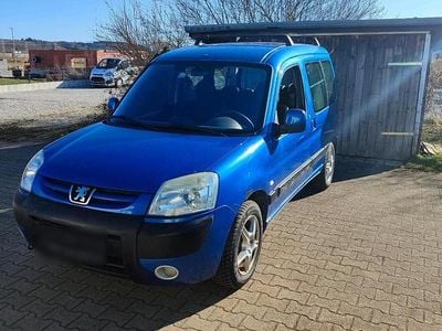 Gebraucht Peugeot Partner 109 PS (80 kW) 2004 Blau Van / Kleinbus