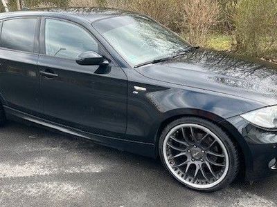 gebraucht BMW 118 i M-Paket Navi Xenon 19Zoll