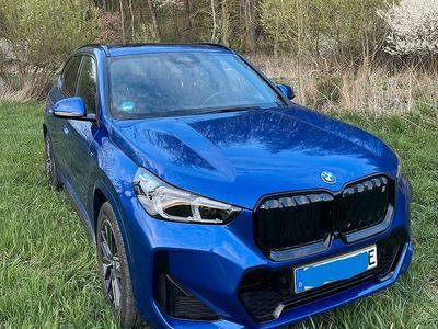 Usata BMW iX1 M Sport 230 kW (313 CV) 2023 Blu SUV