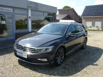 Gebraucht VW Passat Elegance 200 PS (147 kW) 2021 Uranograu Kombi