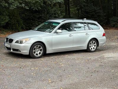 BMW 525