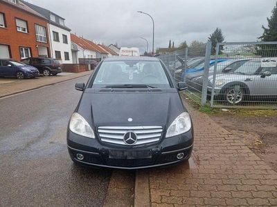 Usata Mercedes A180 109 CV (80 kW) 2010 Nero Berlina