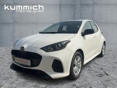 Neu Mazda 2 Center-Line 116 PS (85 kW) 2026 Weiß Kleinwagen