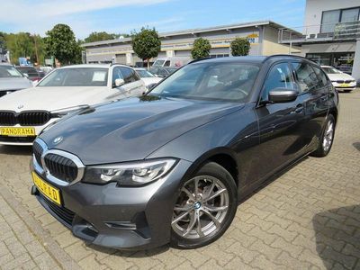 Gebraucht BMW 320 Sport Line 190 PS (139 kW) 2020 Mineralgrau metallic Kombi