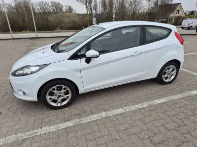 Gebraucht Ford Fiesta Champions Edition 82 PS (60 kW) 2012 Limousine